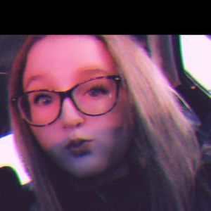 Meet your Posher, Lexi